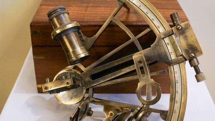 Sextant