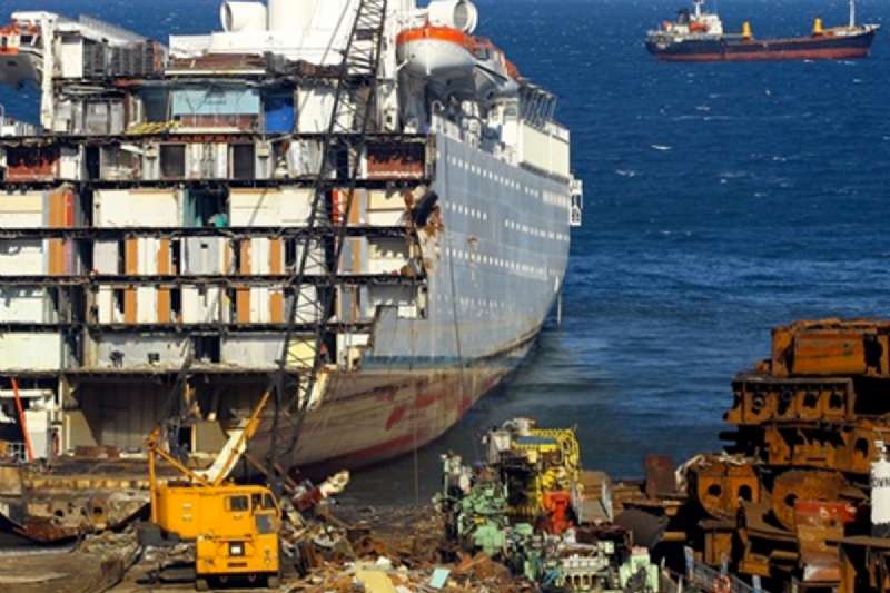 New Ships Arrived in the Aliaga Ship Dismantling