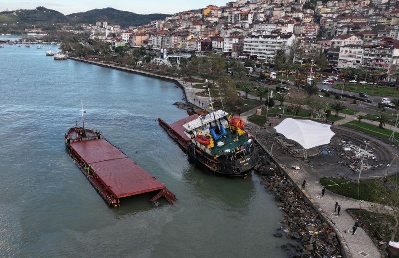 Fırtınalı Havalarda Gemiler Niçin Batar?