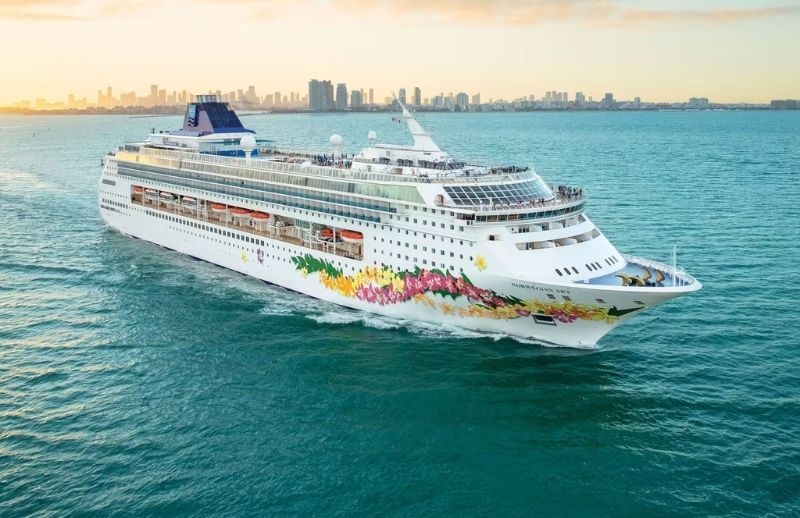 Norwegian Sky Kruvaziyer Gemisi
