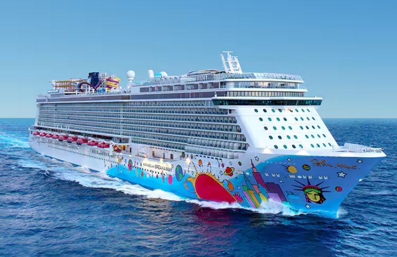 Norwegian Breakaway Kruvaziyer Gemisi