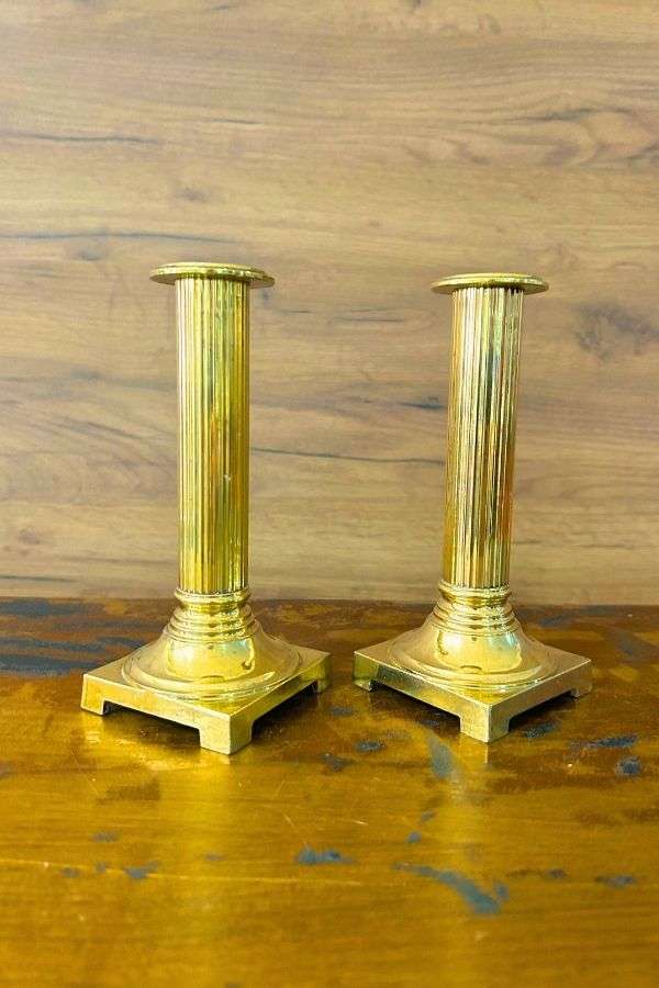 Vintage Pirinç Roma Korint Sütun Şamdan