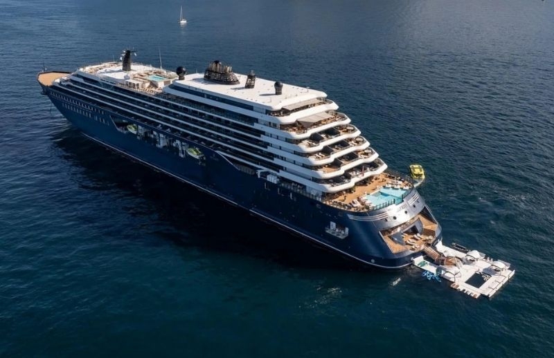 Ritz-Carlton Luminara Kruvaziyer Gemisi