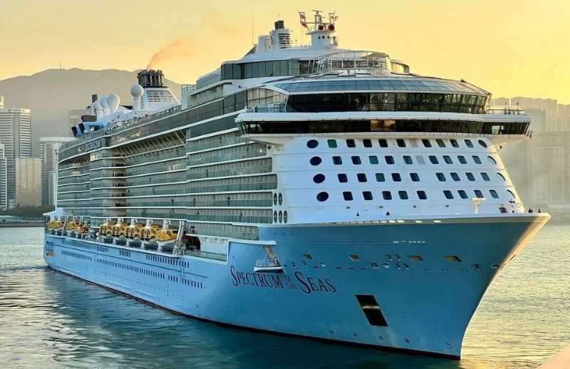 Spectrum Of The Seas Kruvaziyer Gemisi